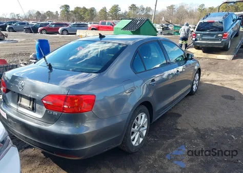 2011 Volkswagen Jetta 2.5L Se z USA, uszkodzony, nr VIN 3VWDZ7AJ2BM011666